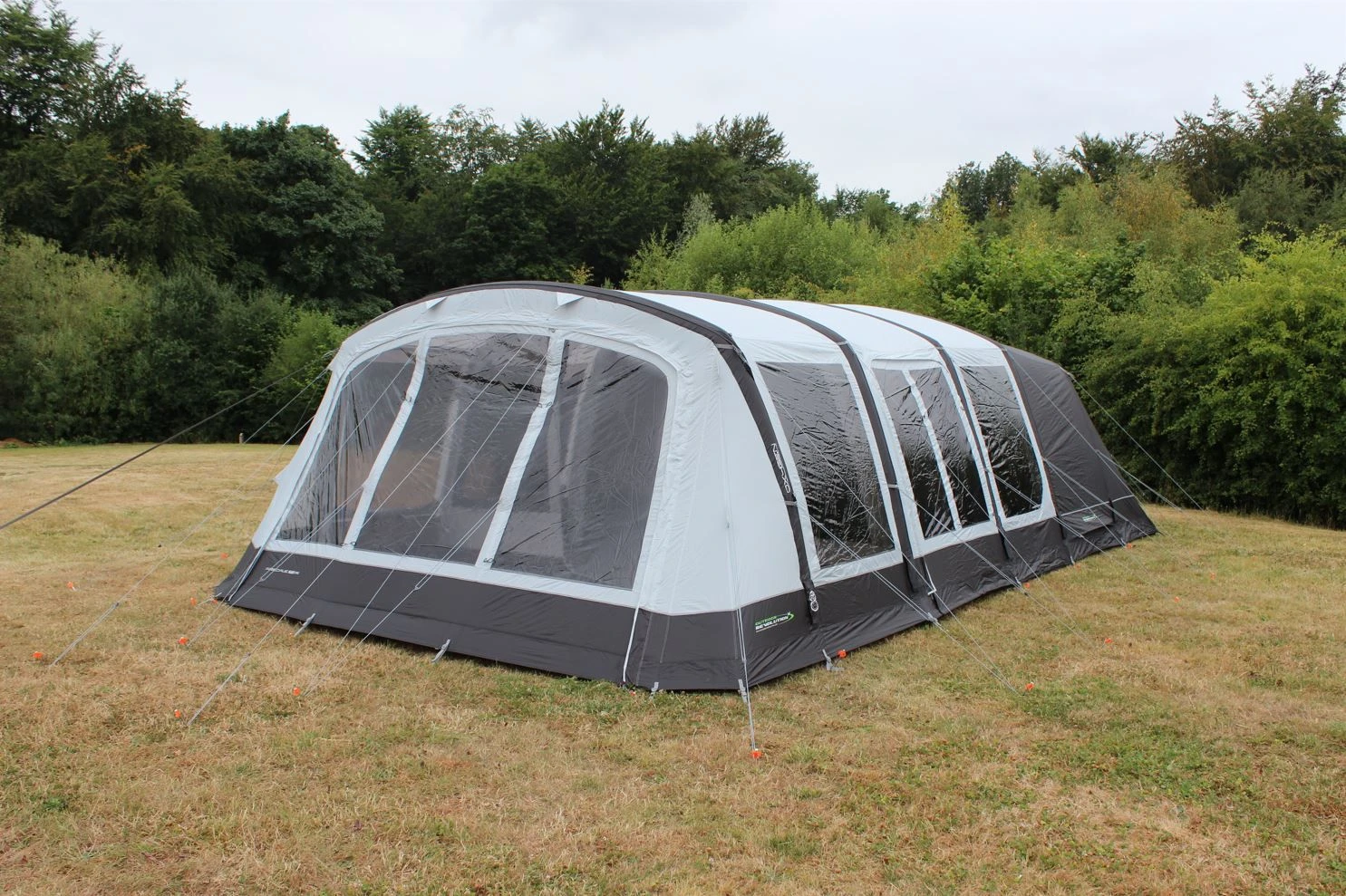 Outdoor Revolution Airedale 7.0SE Air Tent (2023) Including Footprint & Lounge Liner - Image 6