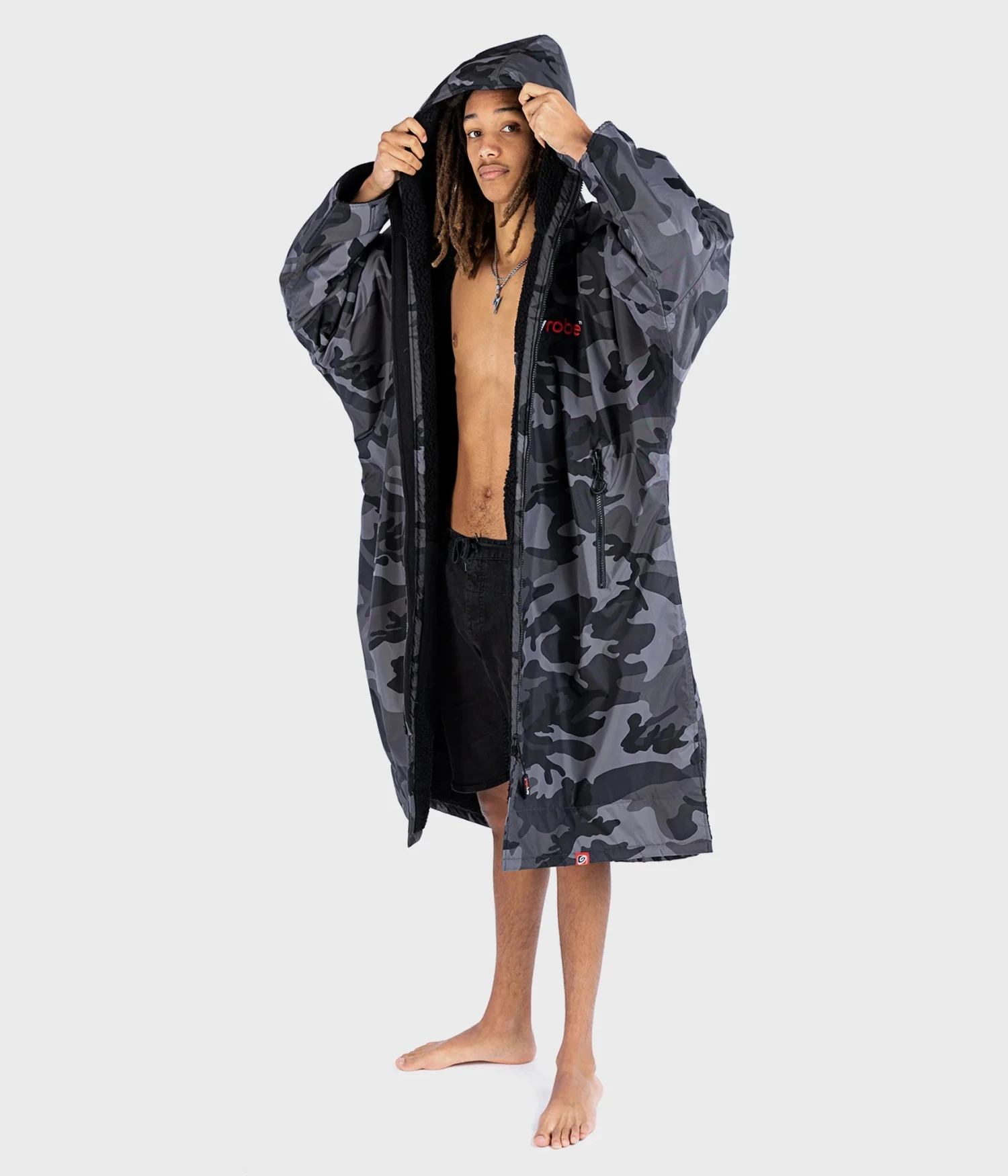 Dryrobe Advance Long Sleeve Black Camouflage - RECYCLED - Image 4