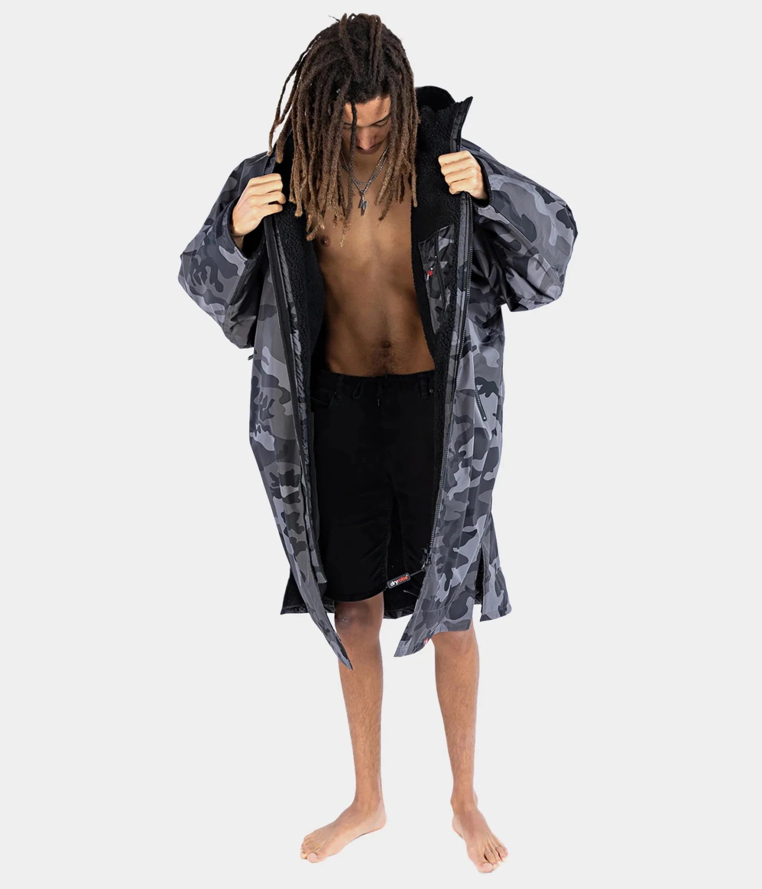 Dryrobe Advance Long Sleeve Black Camouflage - RECYCLED - Image 2