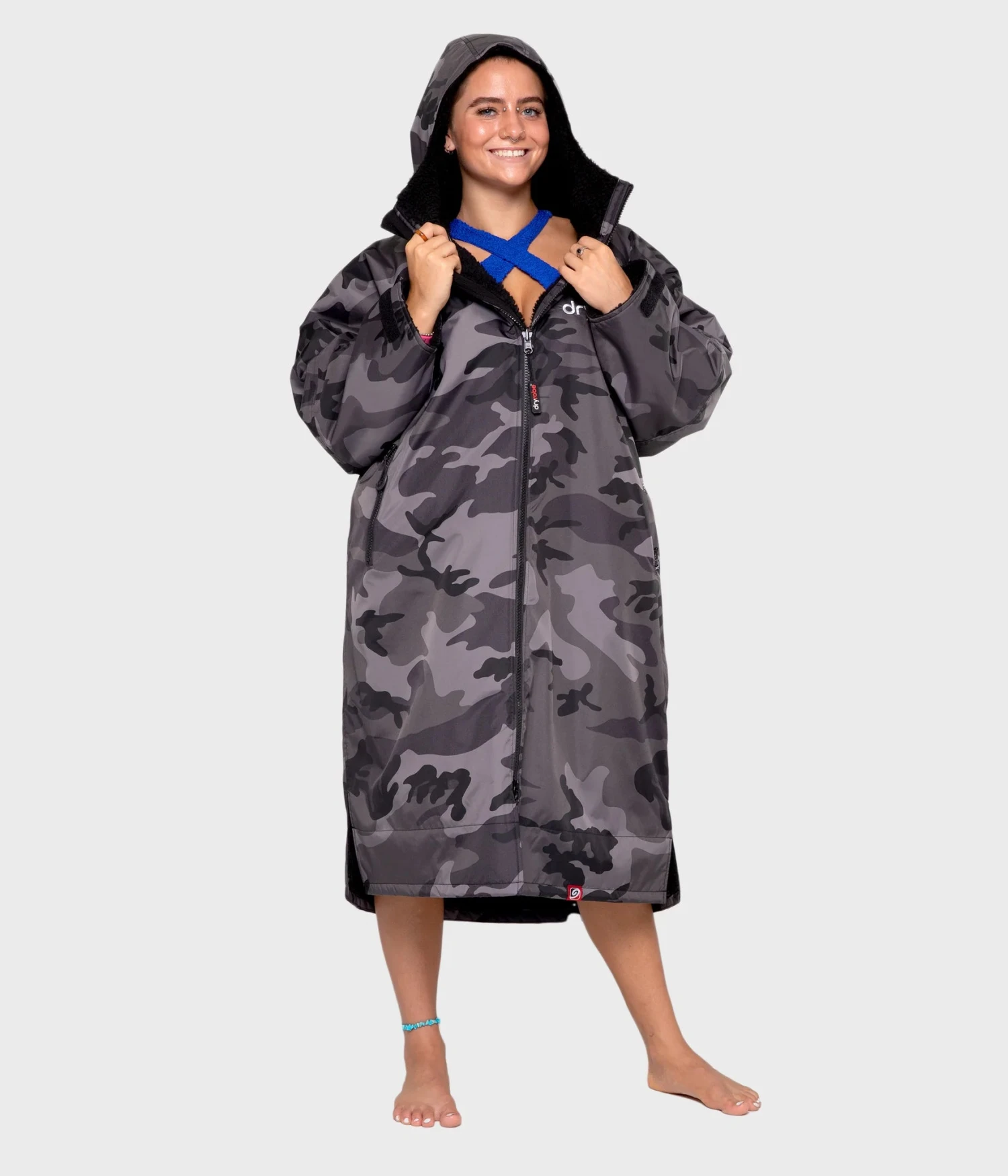 Dryrobe Advance Long Sleeve Black Camouflage - RECYCLED - Image 10