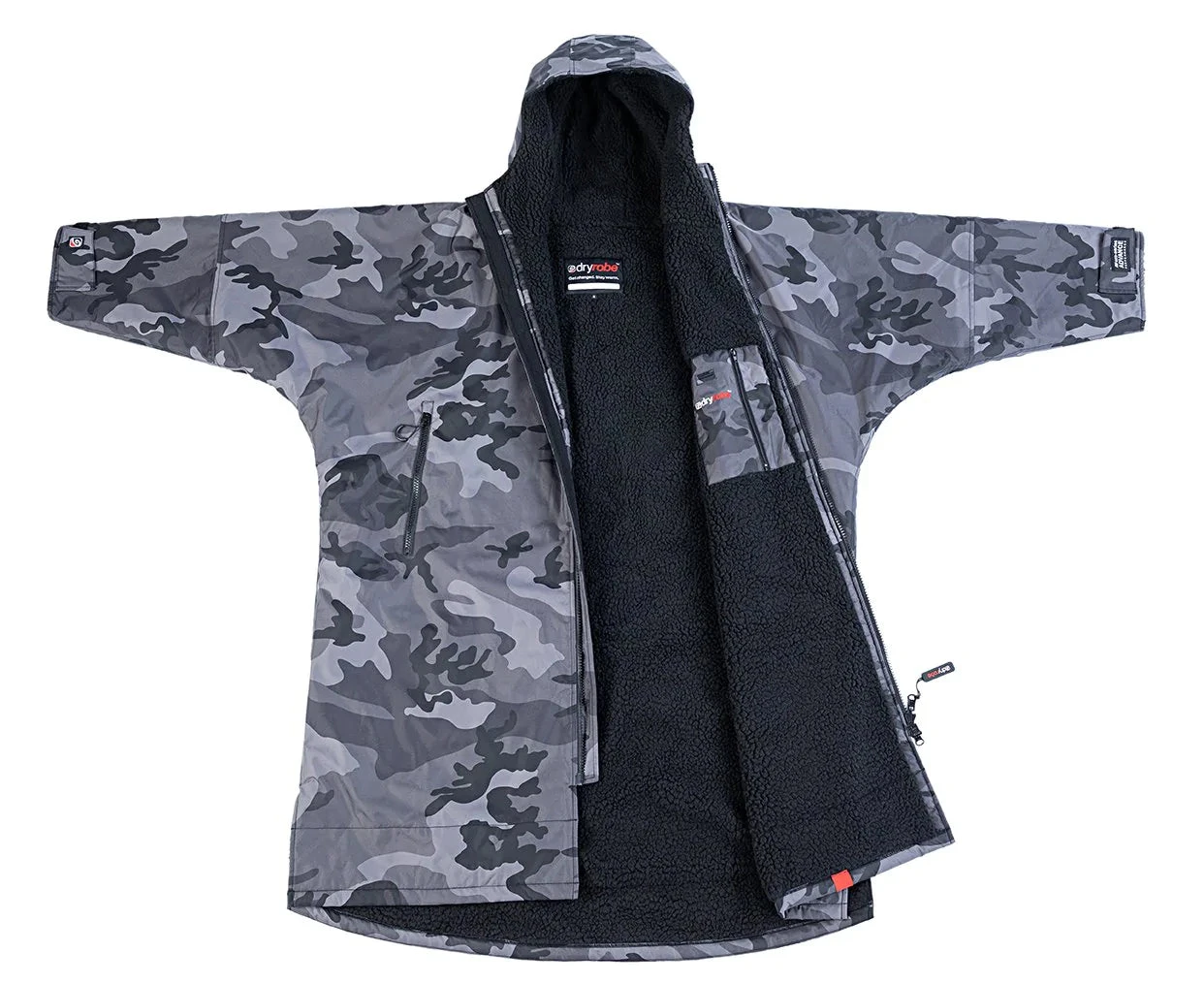 Dryrobe Advance Long Sleeve Black Camouflage - RECYCLED - Image 5