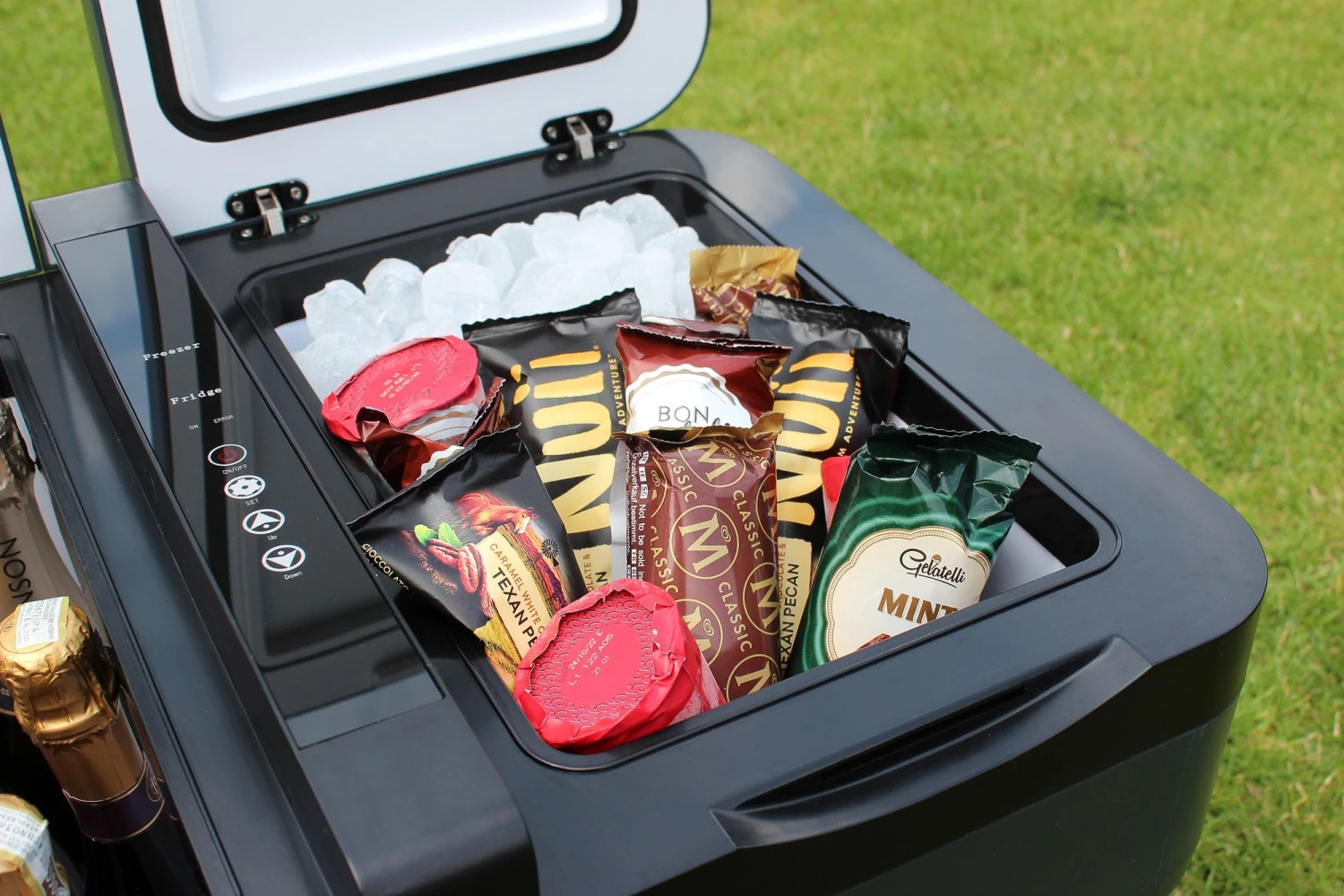 Outdoor Revolution Deep Extreme Compressor Cooler 35L - Image 2