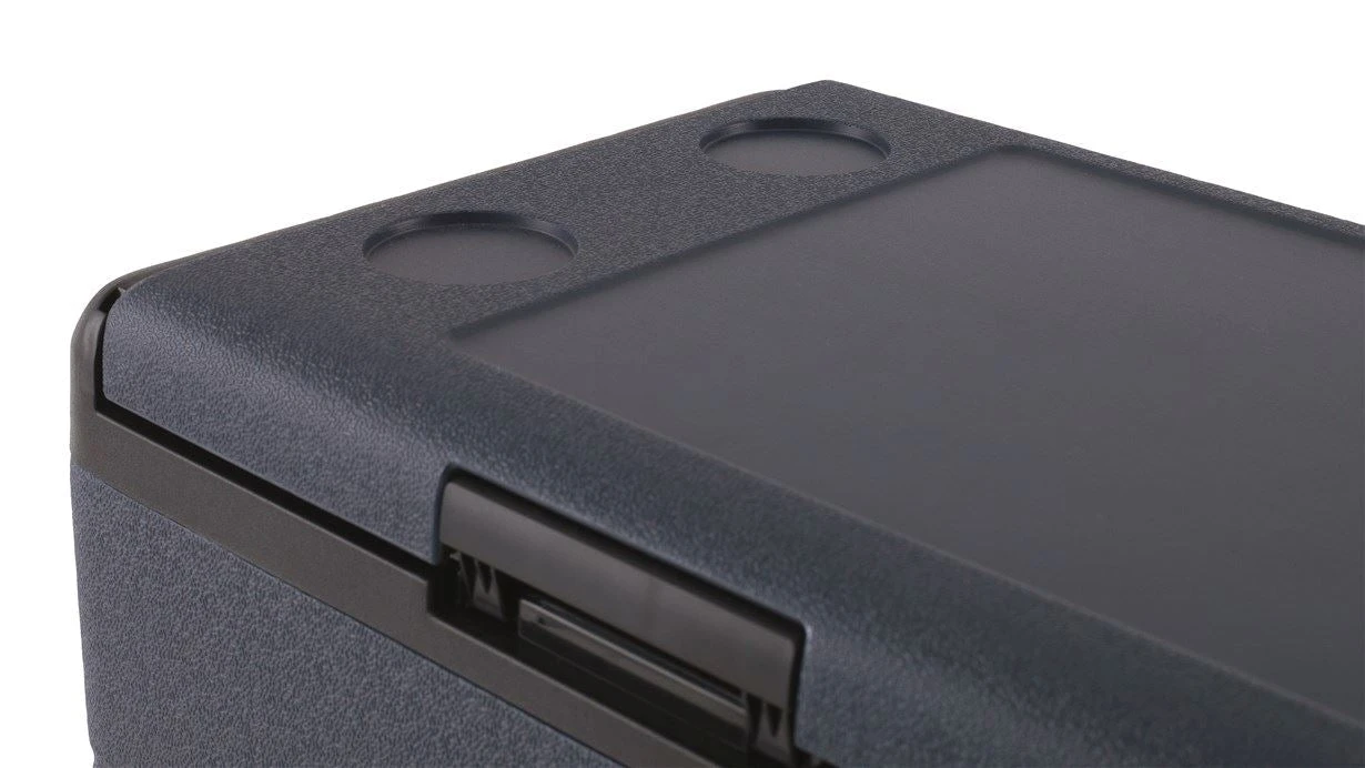 Outwell Arctic Chill 50L Coolbox 12v/230v - Image 3