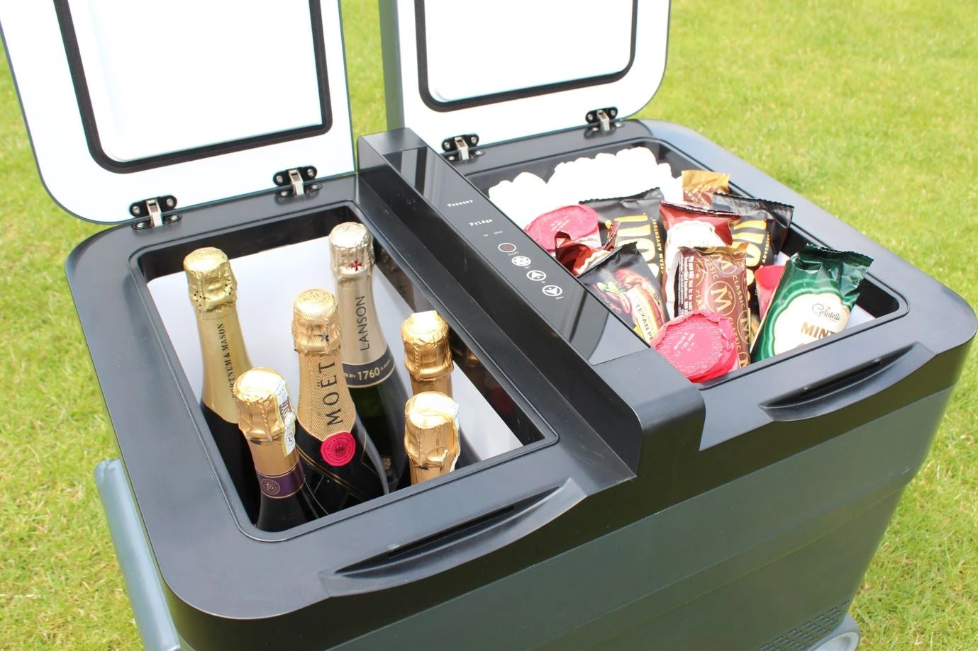 Outdoor Revolution Eco Deep Extreme Compressor Cooler 45L - Image 5