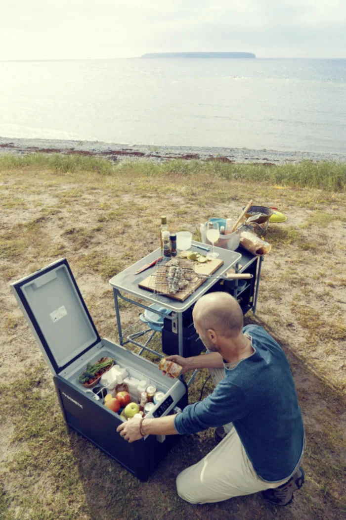 Dometic CFX3 55IM 53L Portable Compressor Cool Box And Freezer - Image 10