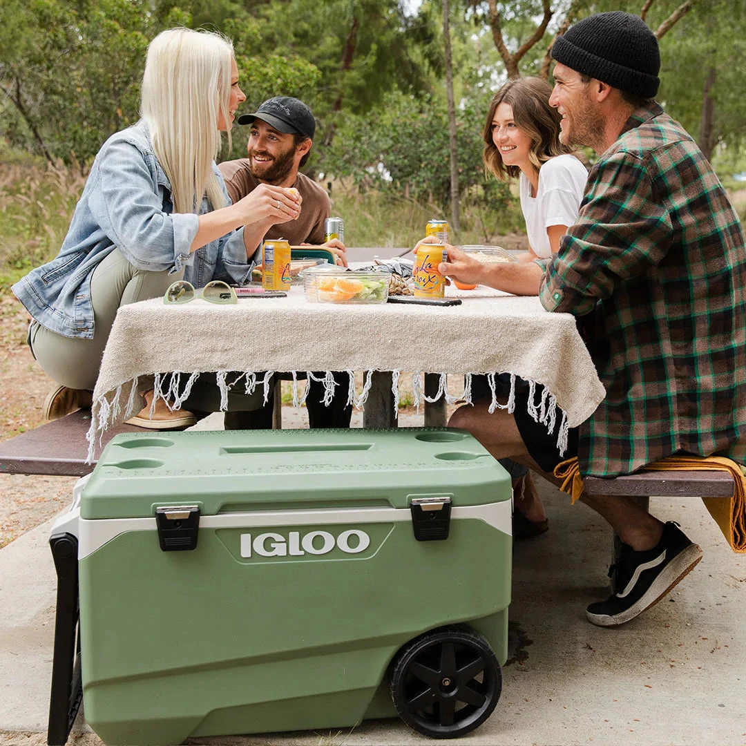 Igloo ECOCOOL Latitude 90 QT Roller Cooler - Image 9